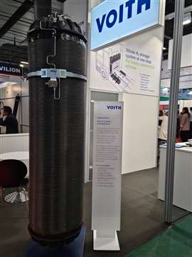 High-pressure H2 tank on Voith stand at JEC World